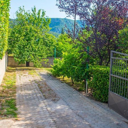 Holiday Home Narona Mostar Eksteriør bilde