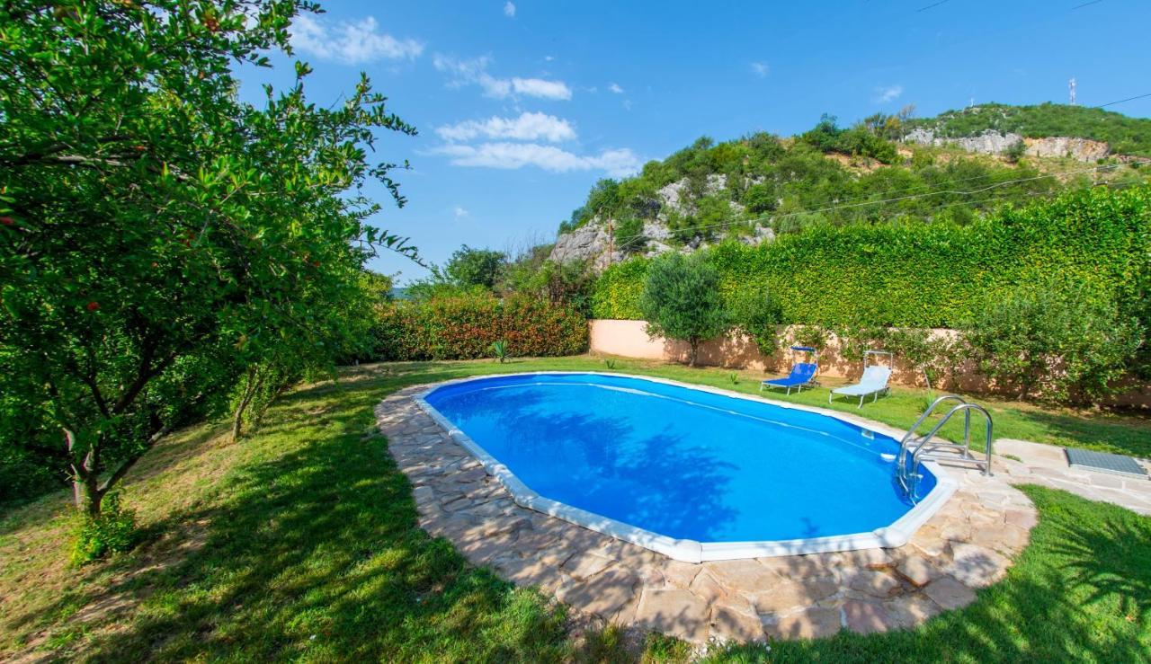 Holiday Home Narona Mostar Eksteriør bilde