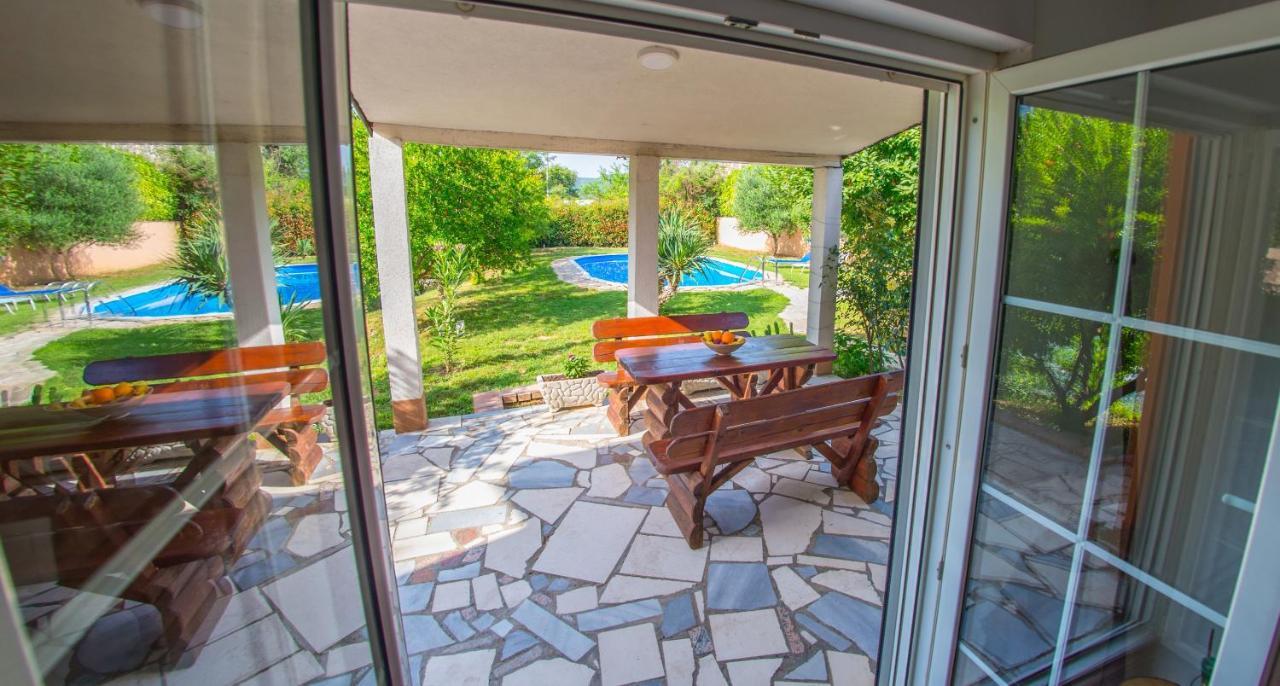 Holiday Home Narona Mostar Eksteriør bilde