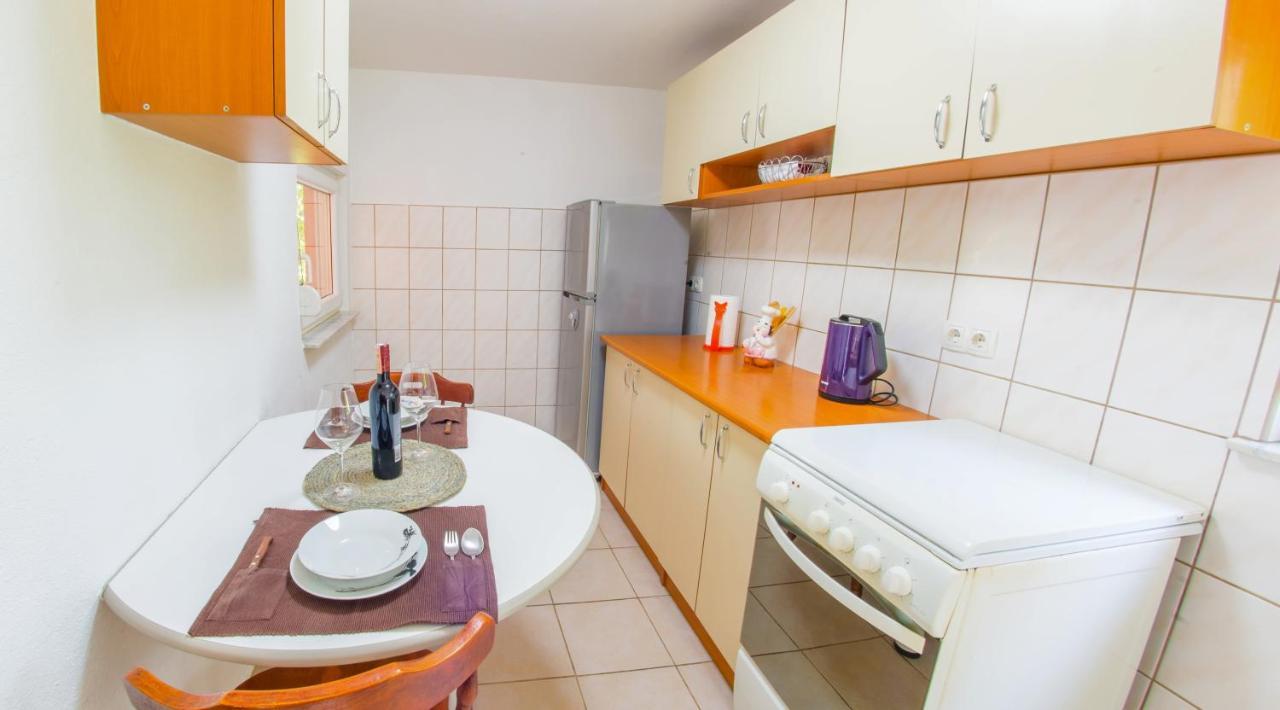 Holiday Home Narona Mostar Eksteriør bilde