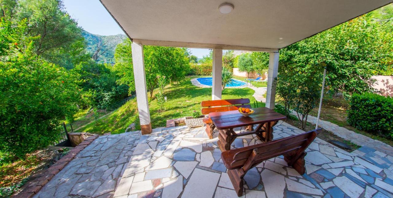 Holiday Home Narona Mostar Eksteriør bilde