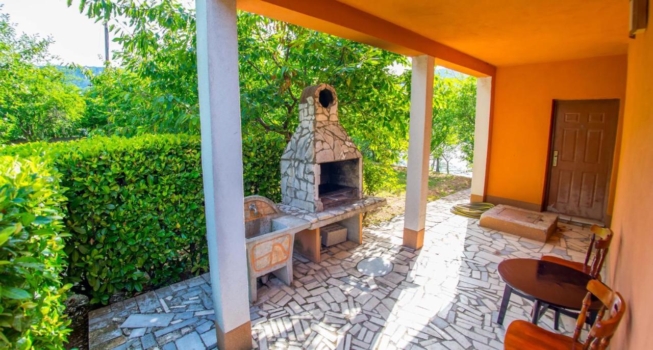 Holiday Home Narona Mostar Eksteriør bilde