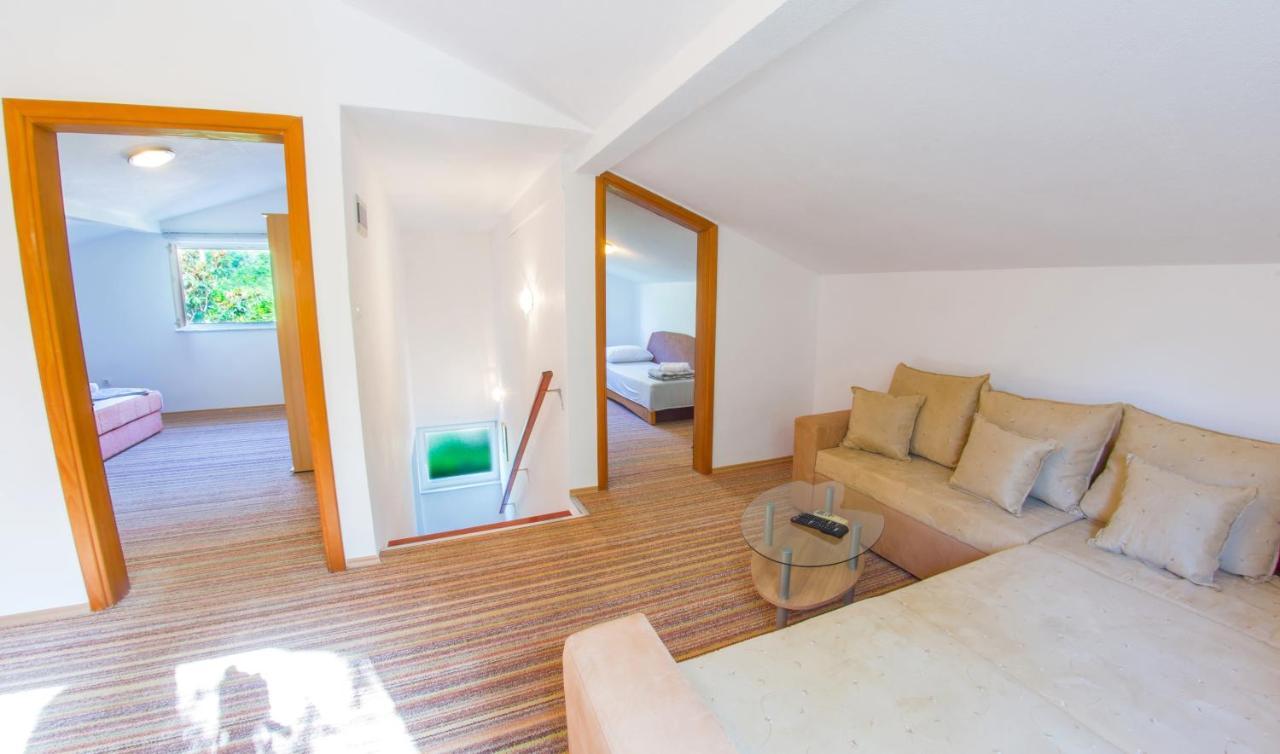 Holiday Home Narona Mostar Eksteriør bilde